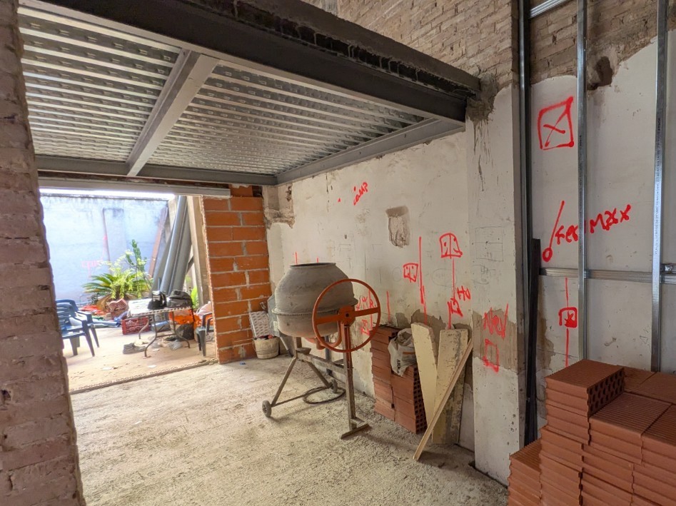 Construcción de altillo estructural en vivienda de Castellar-Oliveral