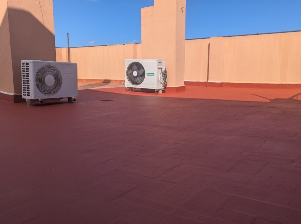 ¿Cómo saber de dónde viene una filtración en una terraza? Causas y soluciones