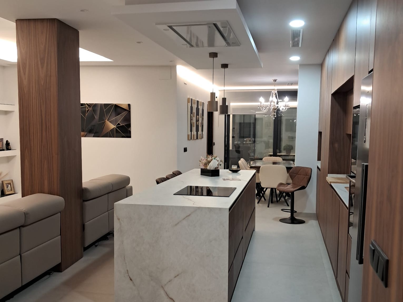 Reforma integral de vivienda con cocina abierta en Castellar-Oliveral